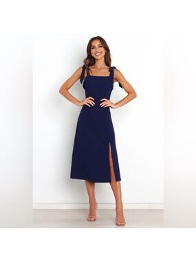 Petal & Pup Navy Blue Laurel Tie-Shoulder Midi
Dress